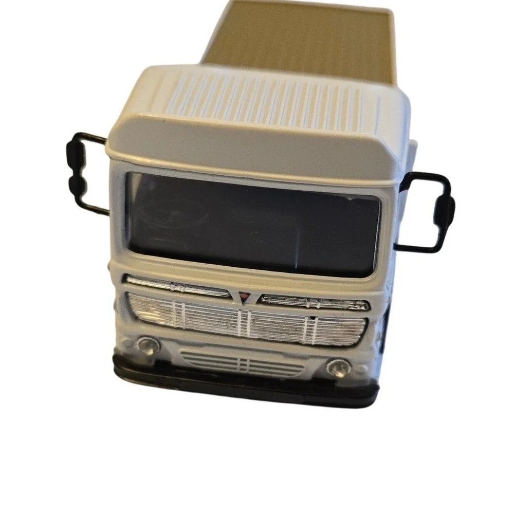 Corgi Classics Beatles AEC 4 Wheel Flatbed Lorry Billboard‎ Truck 1997 w/ Box